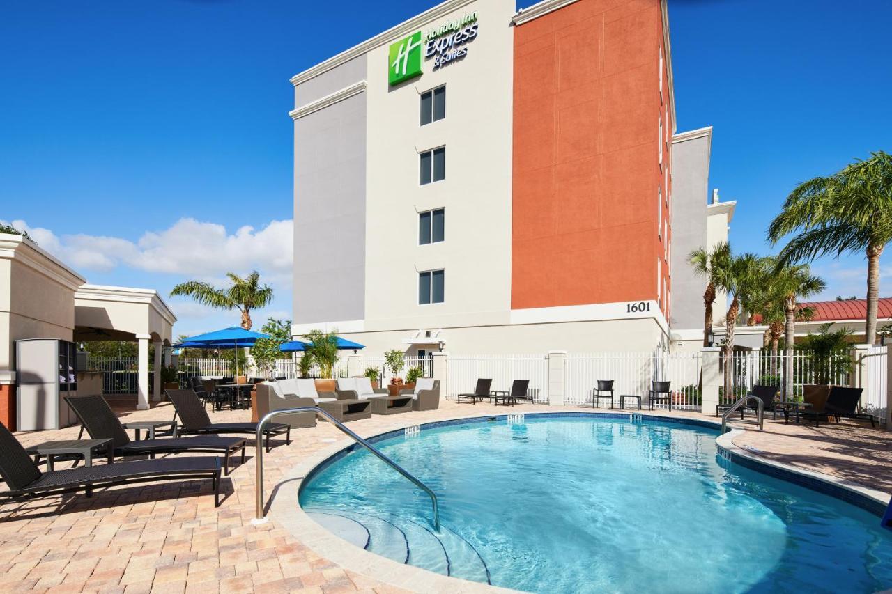 Holiday Inn Express Hotel & Suites Port St. Lucie West By Ihg Exterior foto