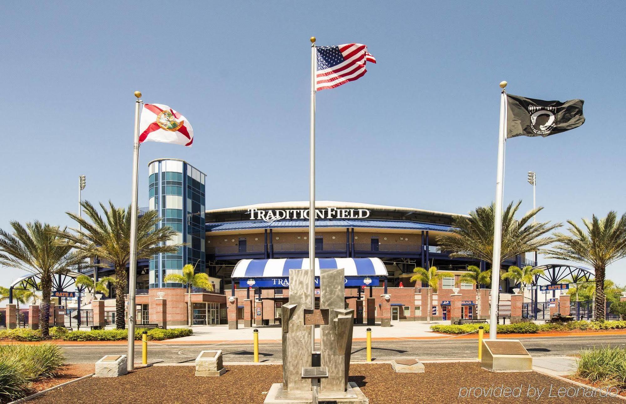 Holiday Inn Express Hotel & Suites Port St. Lucie West By Ihg Exterior foto